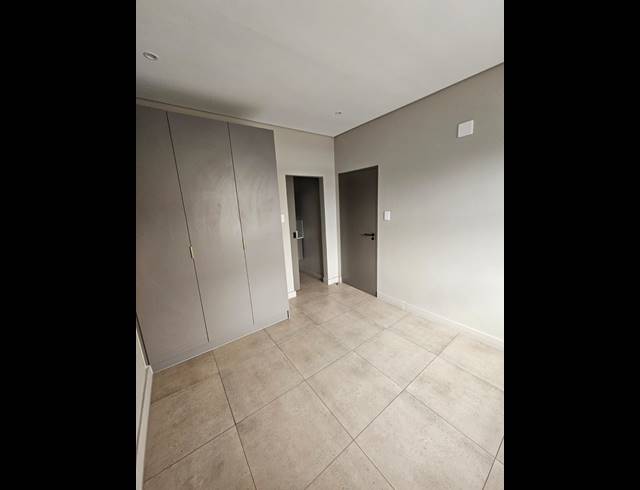 2 BEDROOM APARTMENT FOR SALE IN SANDOWN